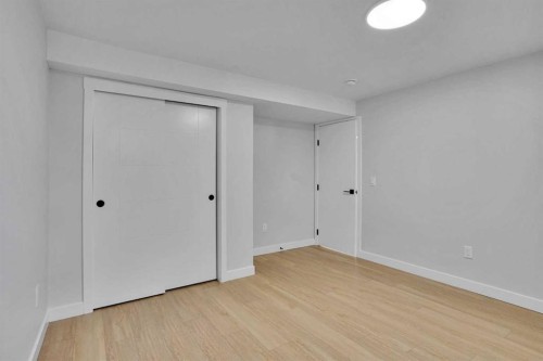 244 Huntridge Road Ne, Calgary, AB - Indoor Photo Showing Other Room