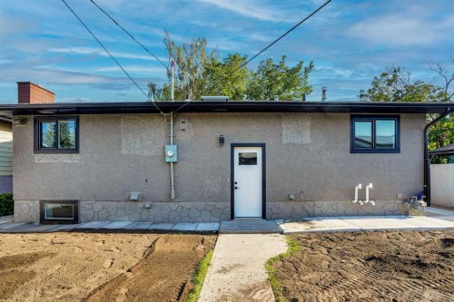 244 Huntridge Road Ne, Calgary, AB - Outdoor