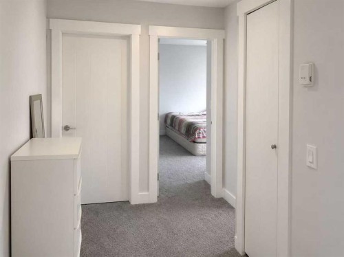 7331 Keewatin Street Sw, Calgary, AB - Indoor