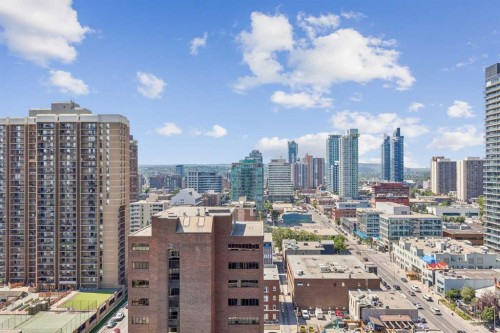 1702-530 12 Avenue Sw, Calgary, AB - Outdoor With View