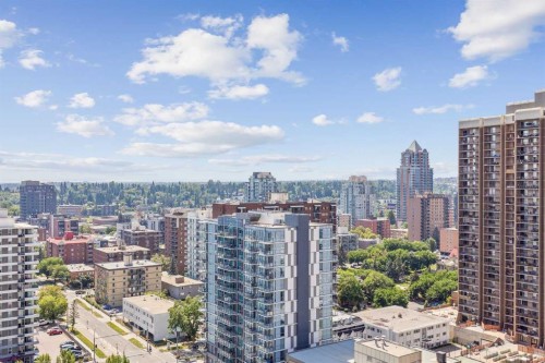 1702-530 12 Avenue Sw, Calgary, AB - Outdoor With View
