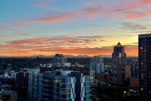 1702-530 12 Avenue Sw, Calgary, AB - Outdoor With View
