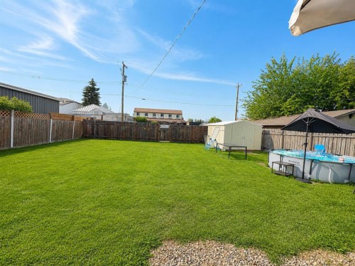 124 4 Avenue, Strathmore, AB 