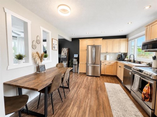 124 4 Avenue, Strathmore, AB 