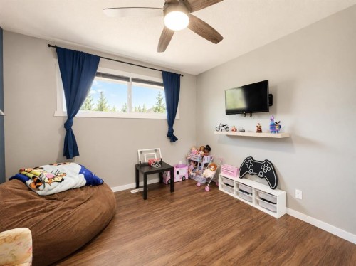 124 4 Avenue, Strathmore, AB 