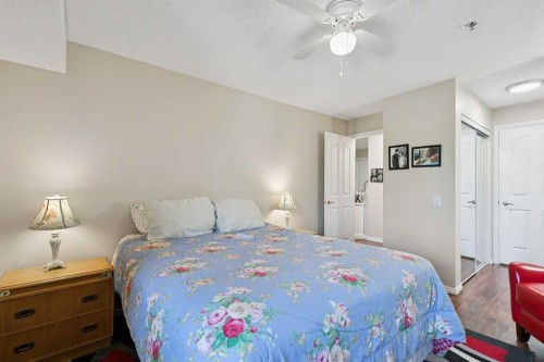 3238-1818 Simcoe Boulevard Sw, Calgary, AB - Indoor Photo Showing Bedroom