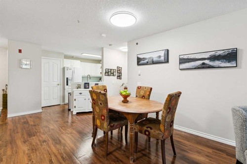 3238-1818 Simcoe Boulevard Sw, Calgary, AB - Indoor Photo Showing Dining Room