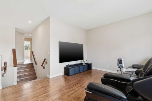 36 Cranwell Green Se, Calgary, AB - Indoor Photo Showing Living Room