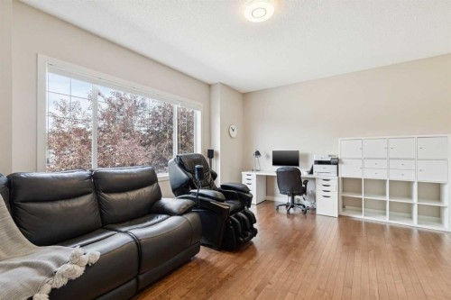 36 Cranwell Green Se, Calgary, AB - Indoor Photo Showing Living Room