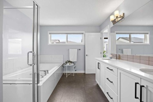 338 Magnolia Way Se, Calgary, AB - Indoor