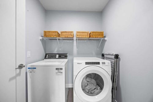 338 Magnolia Way Se, Calgary, AB - Indoor Photo Showing Laundry Room