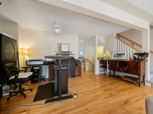 81 Prominence View Sw, Calgary, AB - Indoor