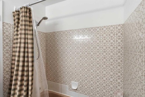 7341 36 Avenue Nw, Calgary, AB - Indoor