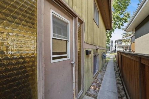 7341 36 Avenue Nw, Calgary, AB - Outdoor With Exterior