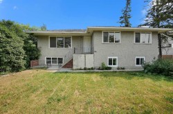 1506 36 Street SE Calgary, AB T2A 1C6