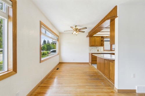 83 Westover Drive Sw, Calgary, AB - Indoor