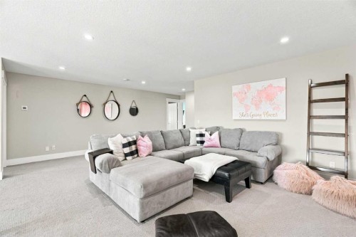114 Kinniburgh Road, Chestermere, AB - Indoor Photo Showing Living Room