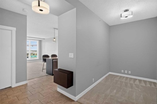 1205-8710 Horton Road Sw, Calgary, AB - Indoor Photo Showing Other Room