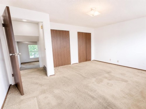 88 Castleglen Way Ne, Calgary, AB - Indoor Photo Showing Other Room