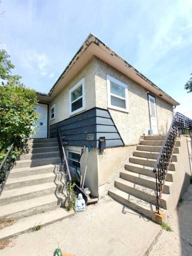2522 17 Street Se, Calgary, AB - Outdoor