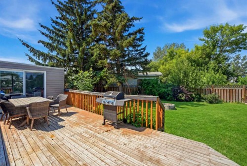 129 Big Hill Place Se, Airdrie, AB - Outdoor With Deck Patio Veranda