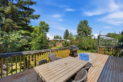 129 Big Hill Place Se, Airdrie, AB - Outdoor With Deck Patio Veranda