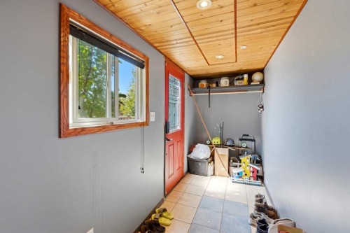 129 Big Hill Place Se, Airdrie, AB - Indoor Photo Showing Other Room