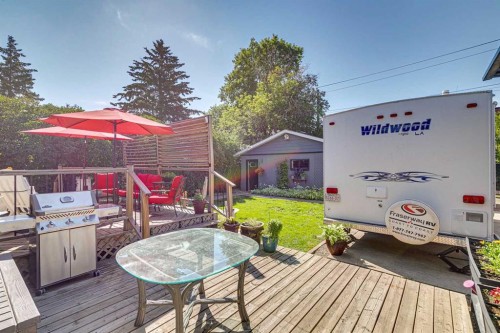 6111 Bow Crescent Nw, Calgary, AB - Outdoor With Deck Patio Veranda