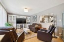 6111 Bow Crescent Nw, Calgary, AB  - Indoor Photo Showing Living Room 