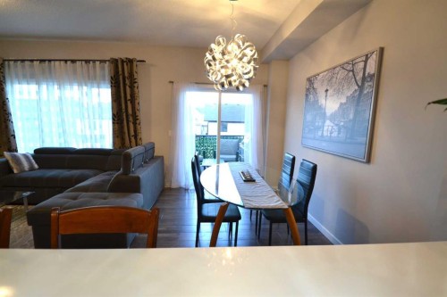 613 Hillcrest Road Sw, Airdrie, AB - Indoor Photo Showing Dining Room