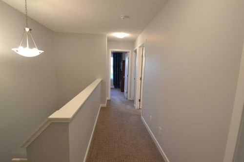 613 Hillcrest Road Sw, Airdrie, AB - Indoor Photo Showing Other Room