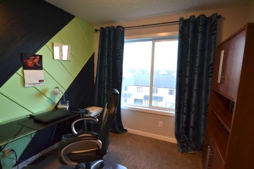 613 Hillcrest Road Sw, Airdrie, AB - Indoor