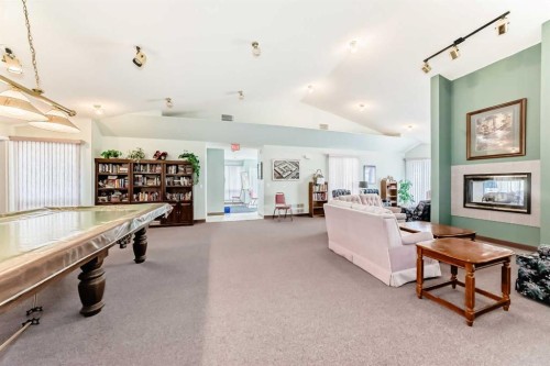 16 Edenwold Green Nw, Calgary, AB - Indoor Photo Showing Other Room
