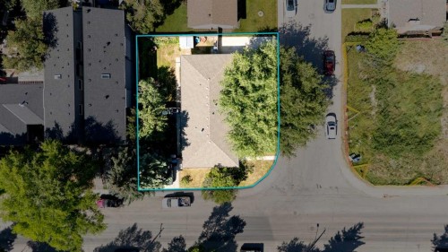 3803 4 Avenue Sw, Calgary, AB - Outdoor With View