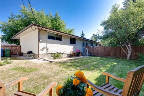 3803 4 Avenue Sw, Calgary, AB - Outdoor With Exterior