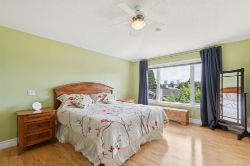 739 24 Avenue Nw, Calgary, AB - Indoor Photo Showing Bedroom