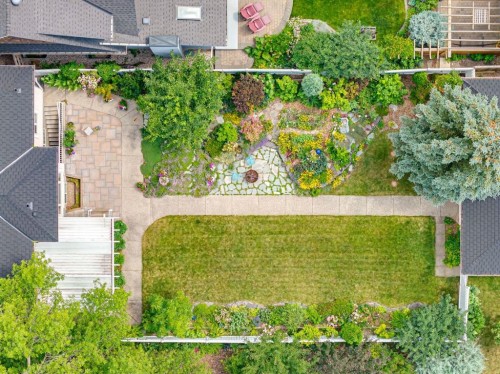 739 24 Avenue Nw, Calgary, AB - Outdoor