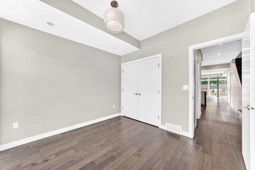 1317 20 Avenue Nw, Calgary, AB - Indoor Photo Showing Other Room