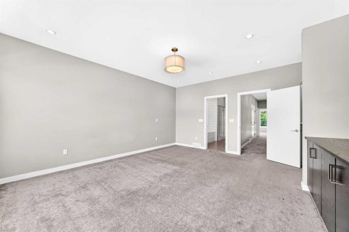 1317 20 Avenue Nw, Calgary, AB - Indoor Photo Showing Other Room