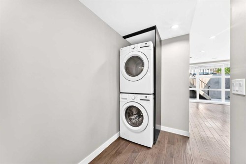 1317 20 Avenue Nw, Calgary, AB - Indoor Photo Showing Laundry Room