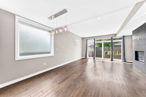 1317 20 Avenue Nw, Calgary, AB - Indoor With Fireplace