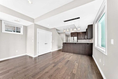 1317 20 Avenue Nw, Calgary, AB - Indoor
