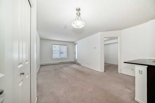 111-195 Kincora Glen Road Nw, Calgary, AB - Indoor Photo Showing Other Room