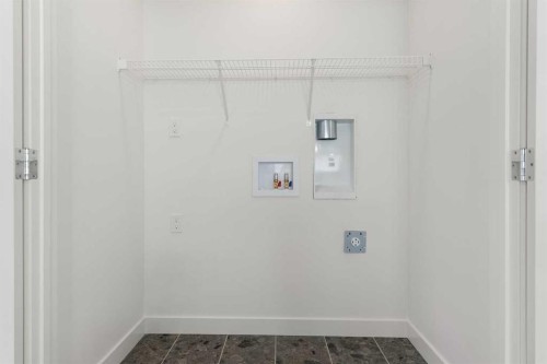 91 Heritage Manor, Cochrane, AB - Indoor