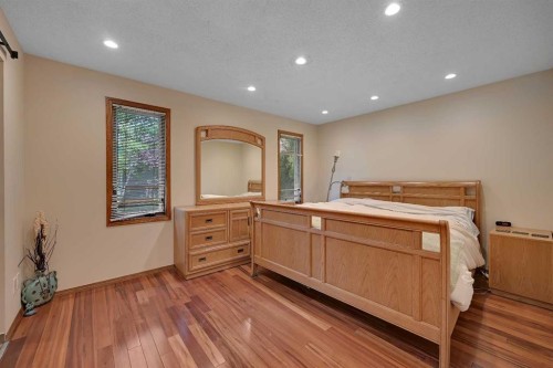 80 Edforth Way Nw, Calgary, AB - Indoor