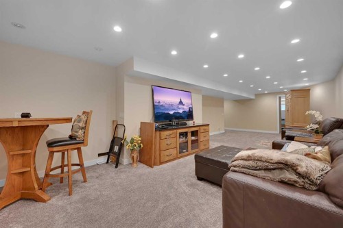 80 Edforth Way Nw, Calgary, AB - Indoor