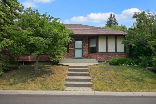 80 Edforth Way Nw, Calgary, AB - Outdoor