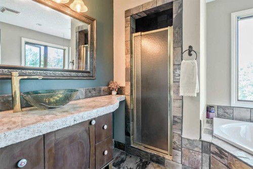 311068 Parkins Road West, Rural Foothills County, AB - Indoor Photo Showing Bathroom