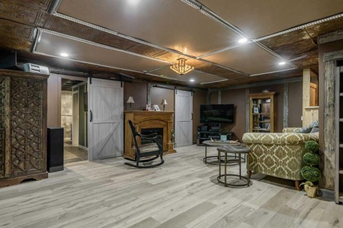 311068 Parkins Road West, Rural Foothills County, AB - Indoor Photo Showing Other Room