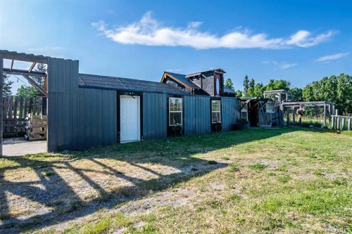 311068 Parkins Road West, Rural Foothills County, AB - Outdoor